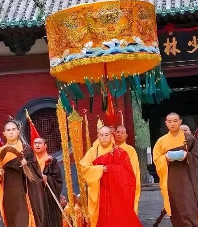 九游中国-时隔23天,官媒再出手,更多真相被爆,彻底扯下释永信“遮羞布”