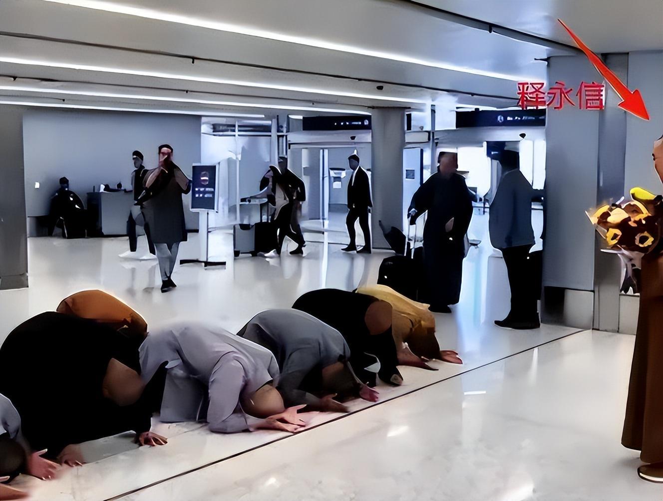 九游中国-时隔23天,官媒再出手,更多真相被爆,彻底扯下释永信“遮羞布”