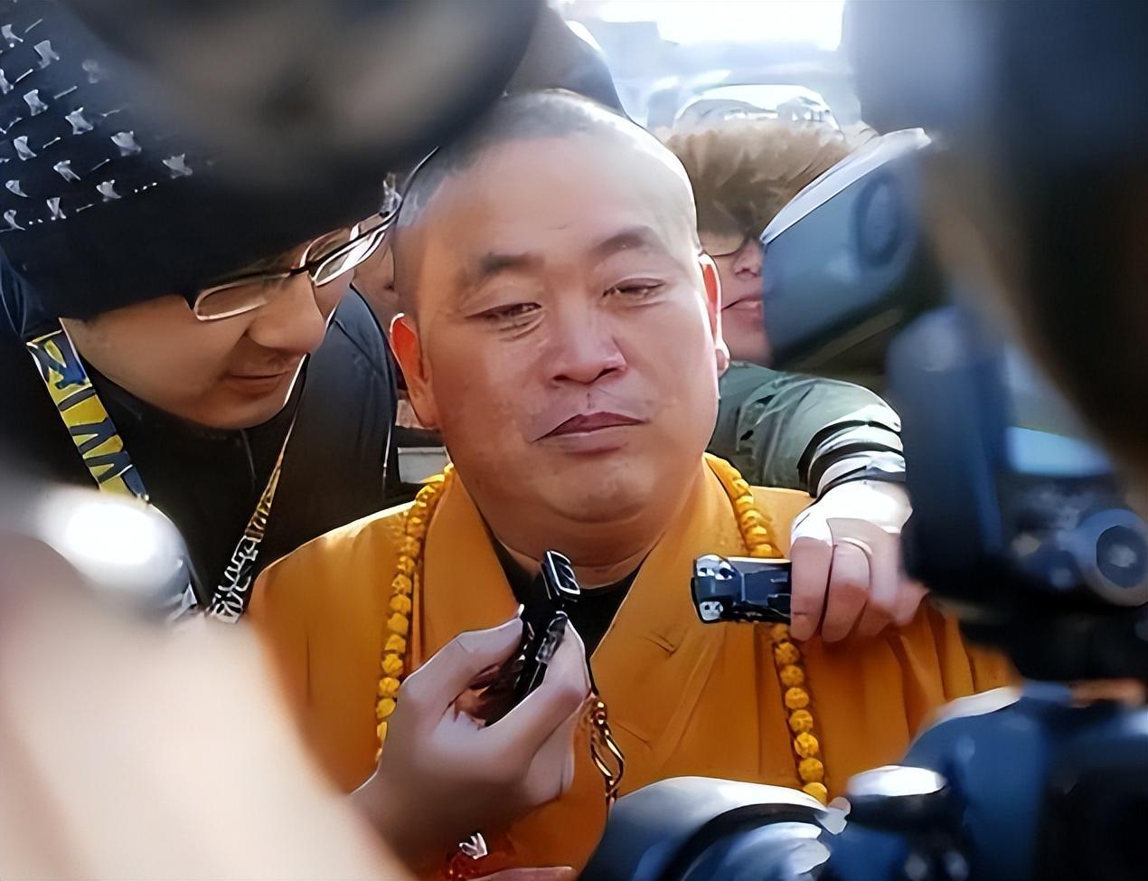 九游中国-时隔23天,官媒再出手,更多真相被爆,彻底扯下释永信“遮羞布”