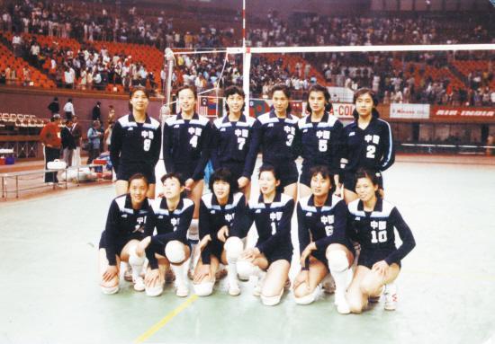 九游服务-什么是中国女排精神?郎平好队友完全诠释