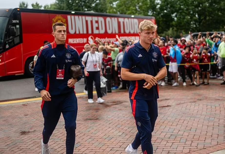 九游服务-佩杜拉:霍伊伦一直想加盟那不勒斯,将于明日接受体检