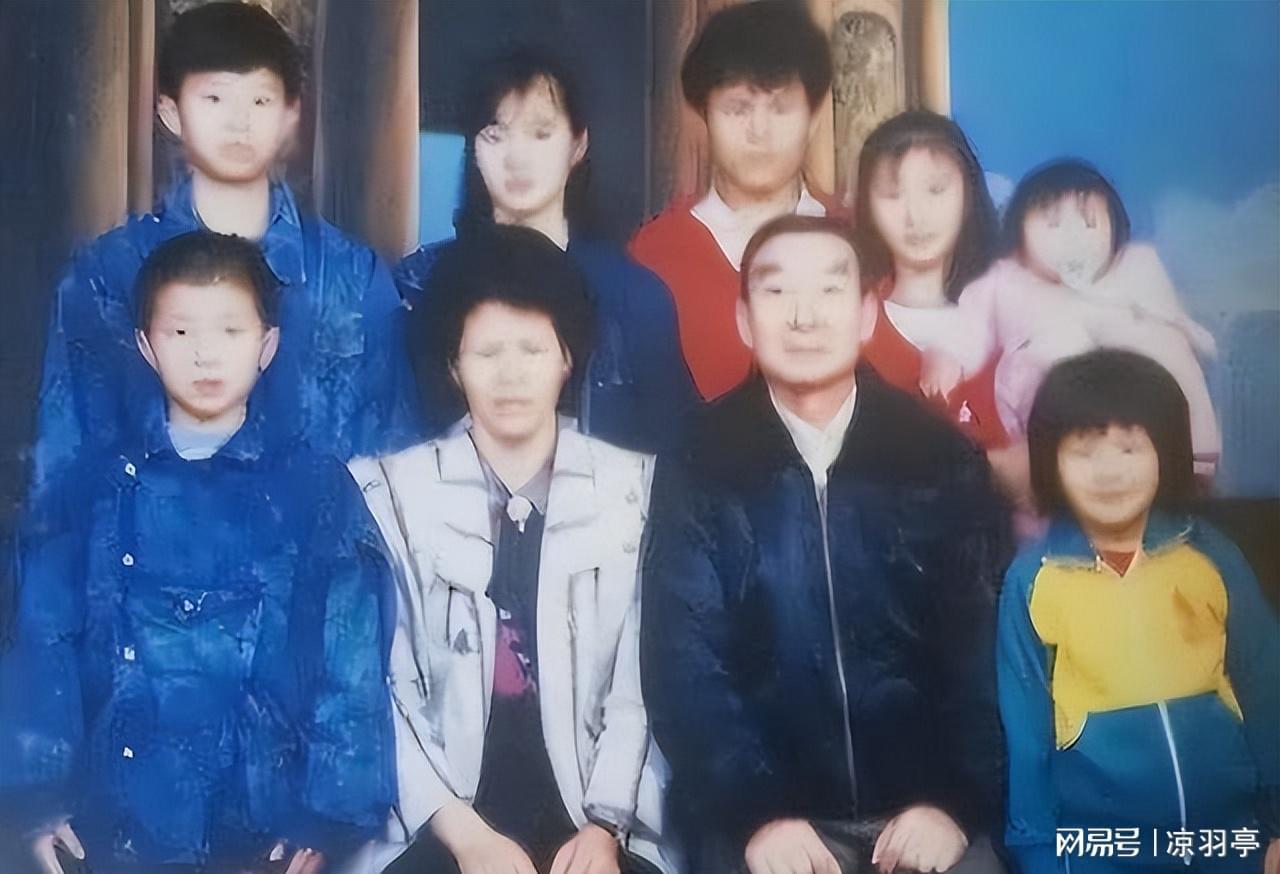 台湾92岁老兵回重庆祭祖,下飞机后却怒道:这不还是台北吗?