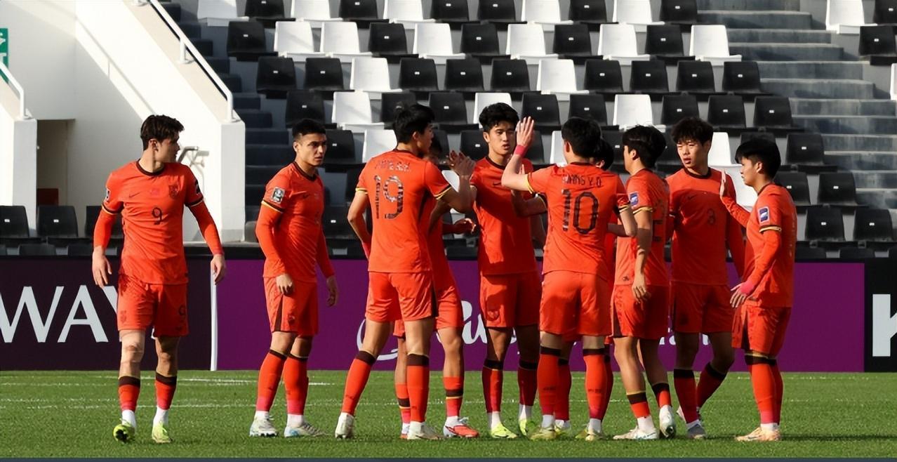 九游中国-U23国足VS乌兹别克：杨希复出，蒯纪闻+杨皓宇领衔，王钰栋冲锋