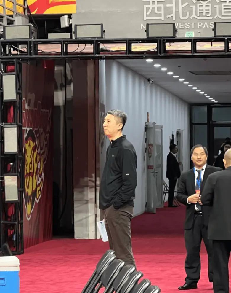 九游平台-广东3消息！郭士强三请徐杰回男篮，崔永熙摊牌，麦考尔回归训练