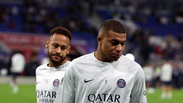 在巴黎“剩姆怨”的背后，姆巴佩正在选择自我孤立？