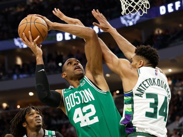 九游平台-绿军末节反扑功亏一篑 霍弗德布朗带不动塔图姆